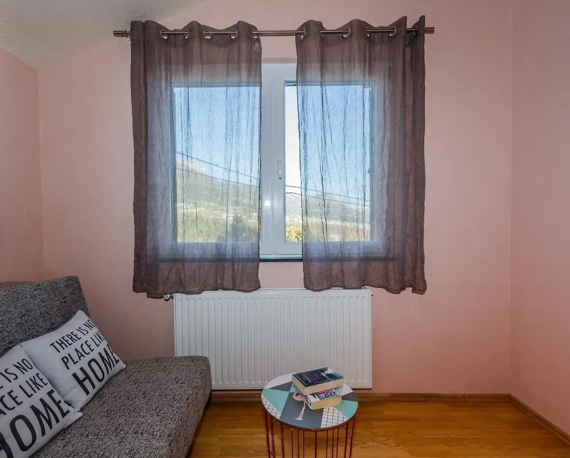 Apartment Green Oasis Rudine